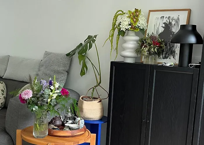 Riverview With Private Balcony And Free Parking *